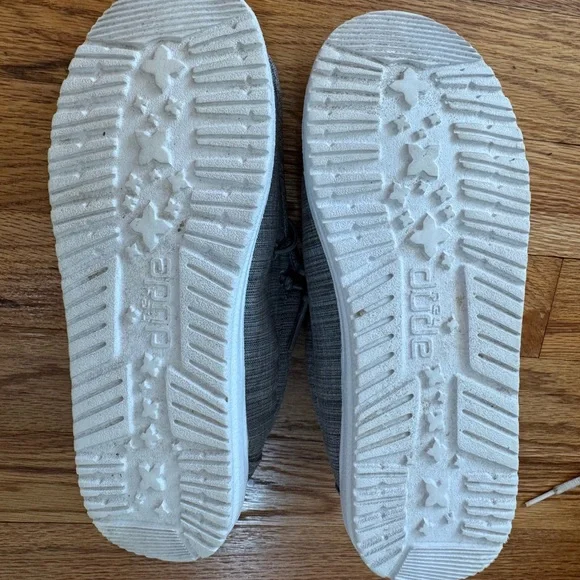 Hey Dude Gray Loafers with Elastic Slip-On Design - Picture 3 of 3